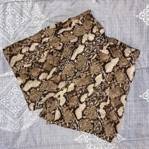 High waisted printed shorts